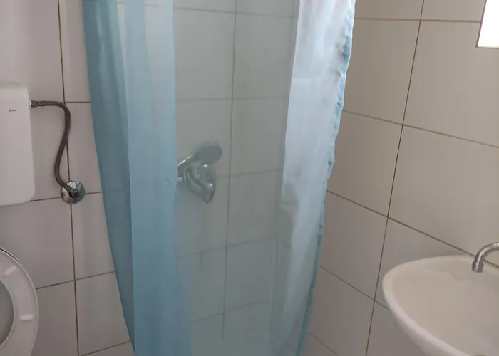 Milj Gore Apartman Vir