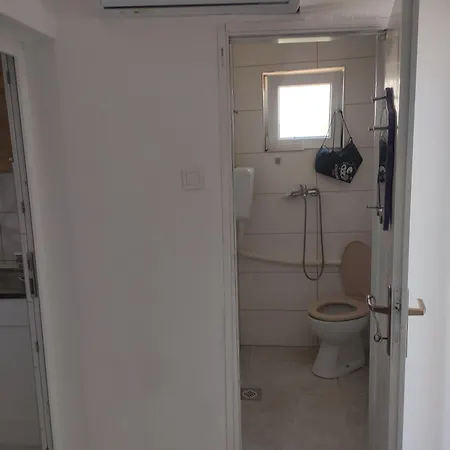 Milj Gore Apartment Vir