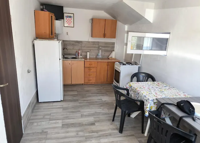 Апартаменты Milj Gore *